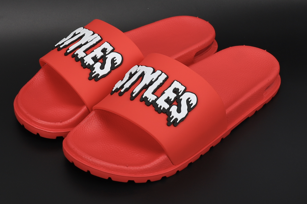 Red Air bubble Slippers image 0